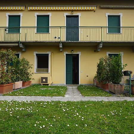 Casina Apartment Беладжо Екстериор снимка