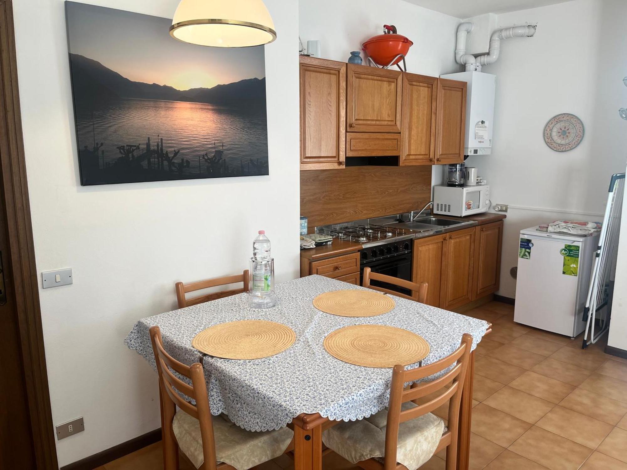 Casina Apartment Беладжо Екстериор снимка
